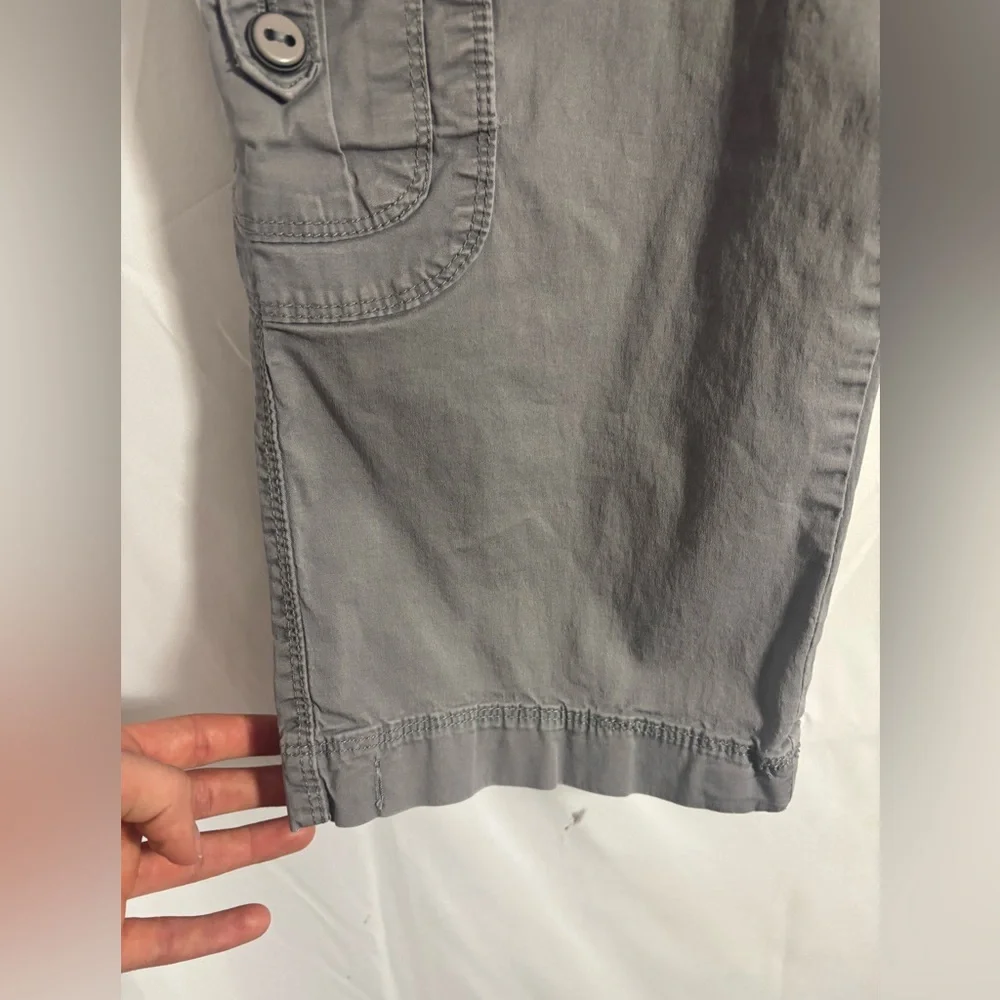 Gray Granola Grunge Mid Rise Wide Leg Baggy Capri Cargo Pants Size S-M - Picture 6 of 16